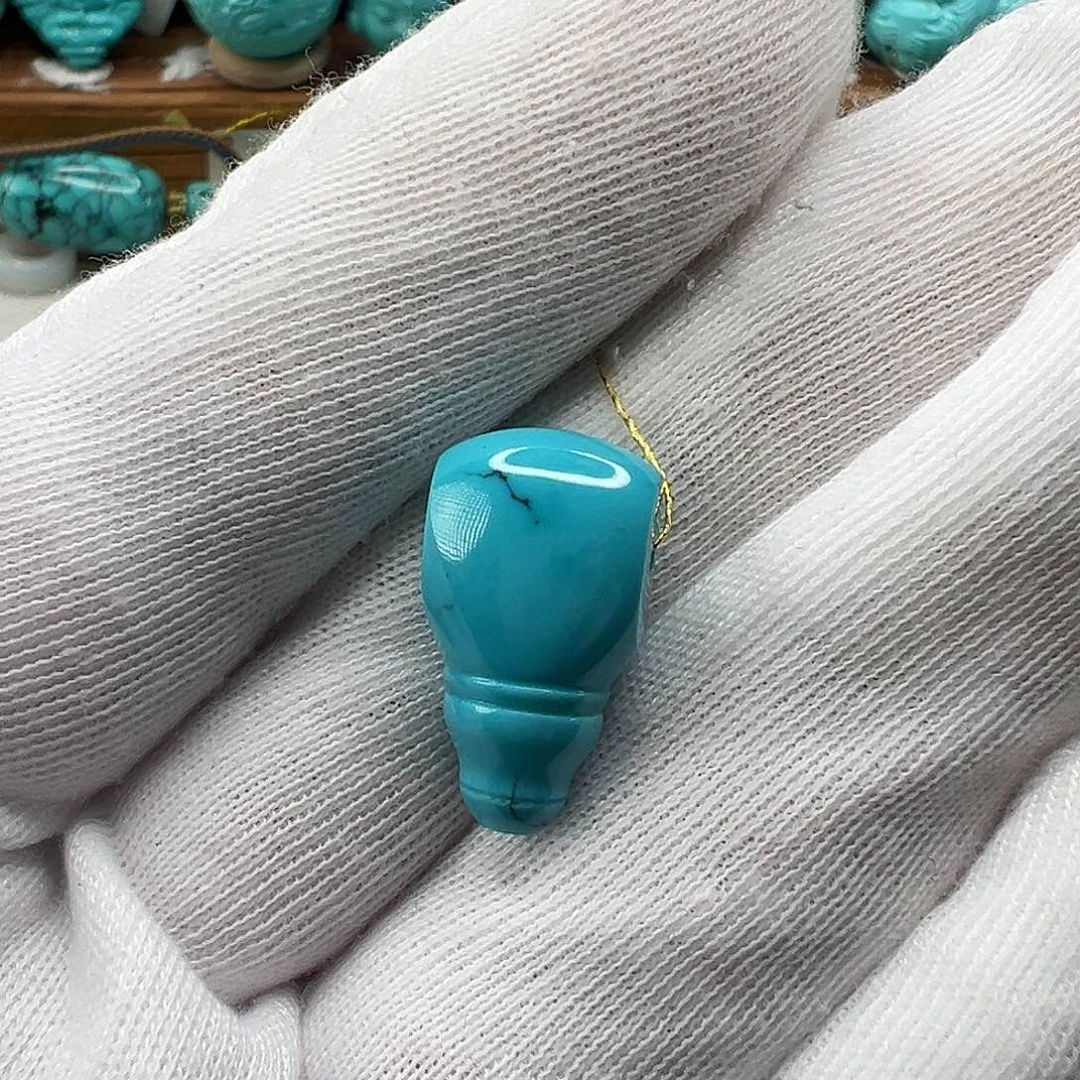 绿松石配饰未镶嵌