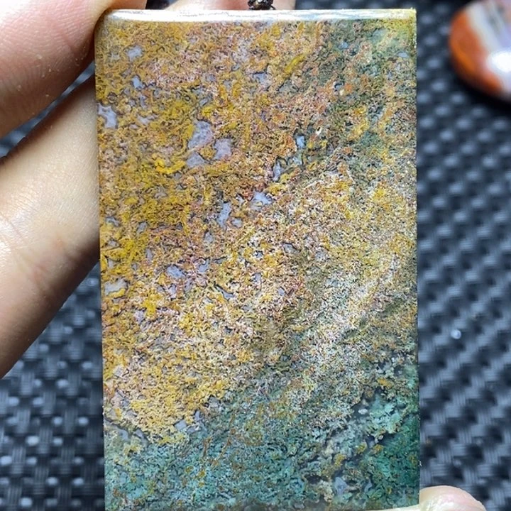 玛瑙/玉髓颈饰未镶嵌沉*淀