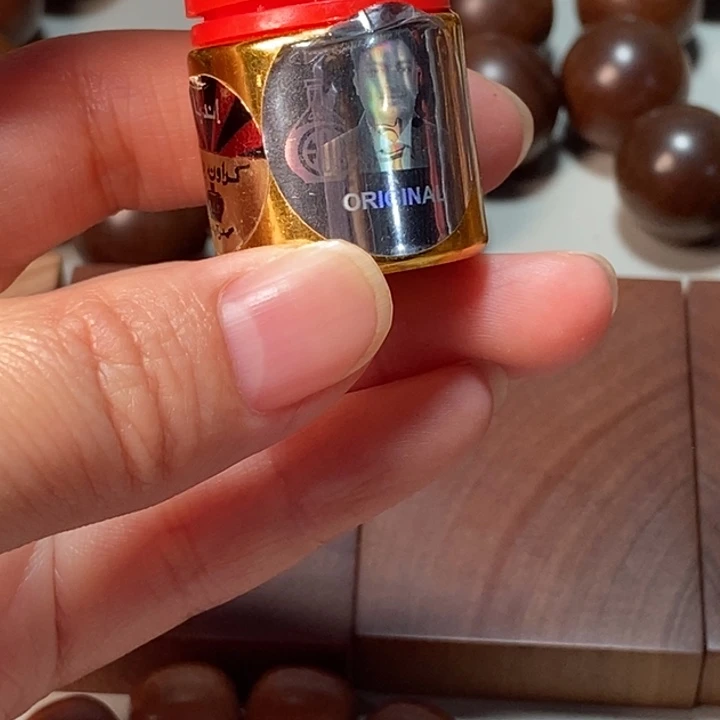 龍****檀香木老山檀香精油5克