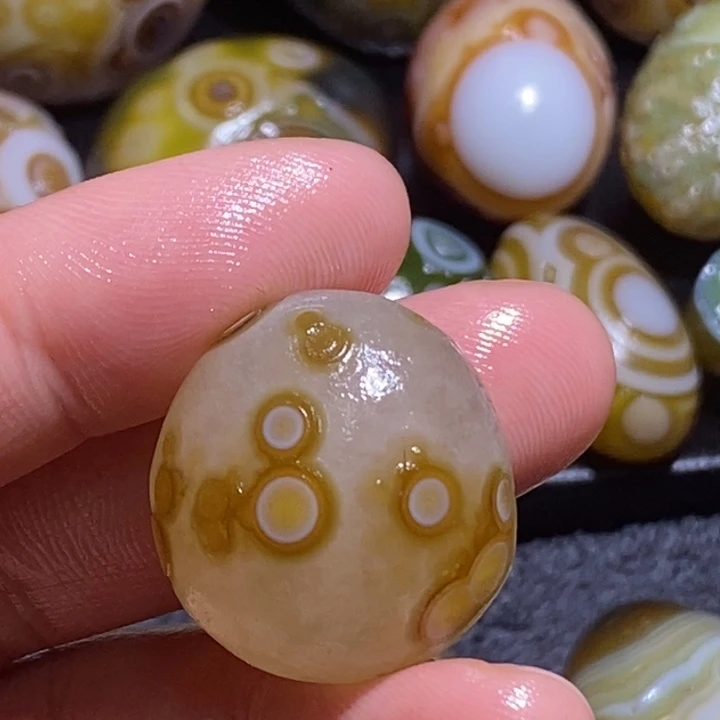 玛瑙/玉髓未镶嵌珠宝半成品53