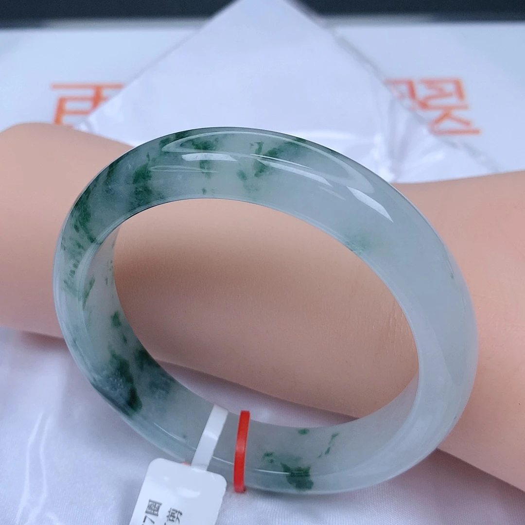 【闪购商品】未镶嵌手镯翡翠，57