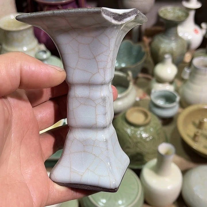 瓷片瓷器。。。。。。。瓷瓶