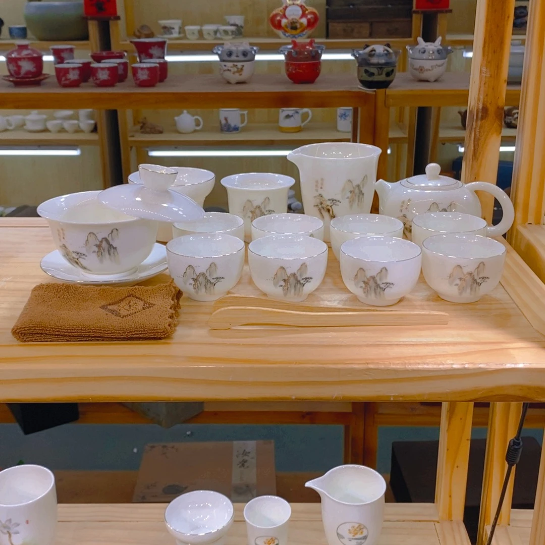 不止中国白羊脂玉瓷