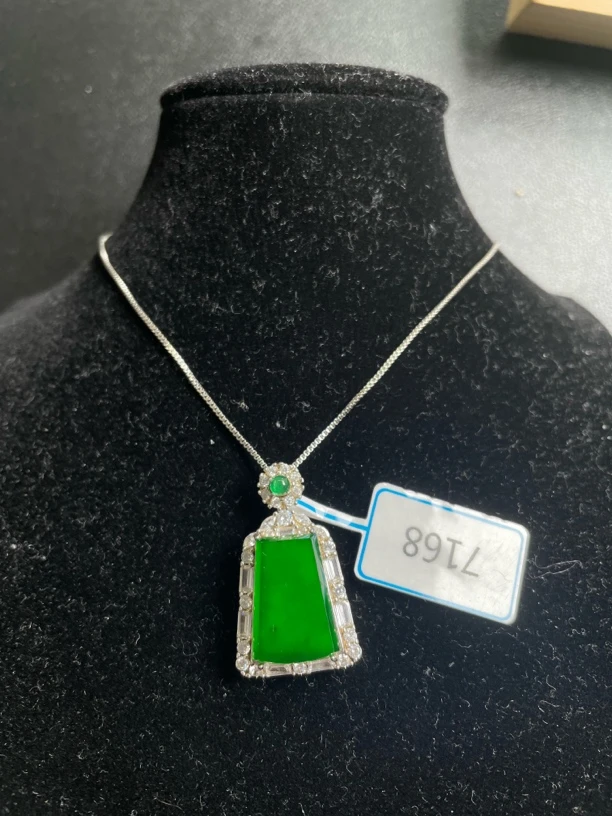 天然翡翠A货无事牌吊坠平安无事镶嵌绿色