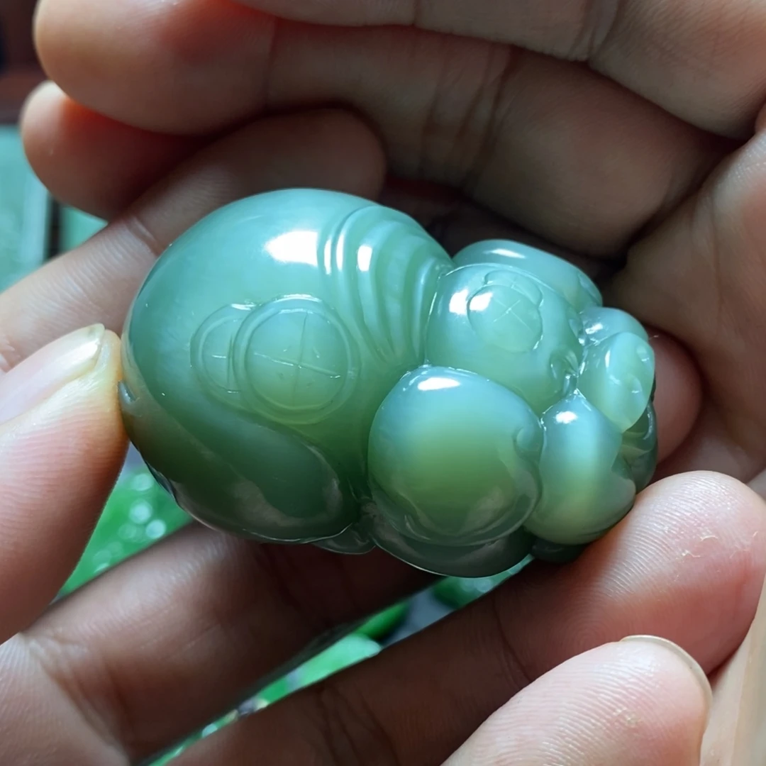 和田玉（碧玉）未镶嵌把件