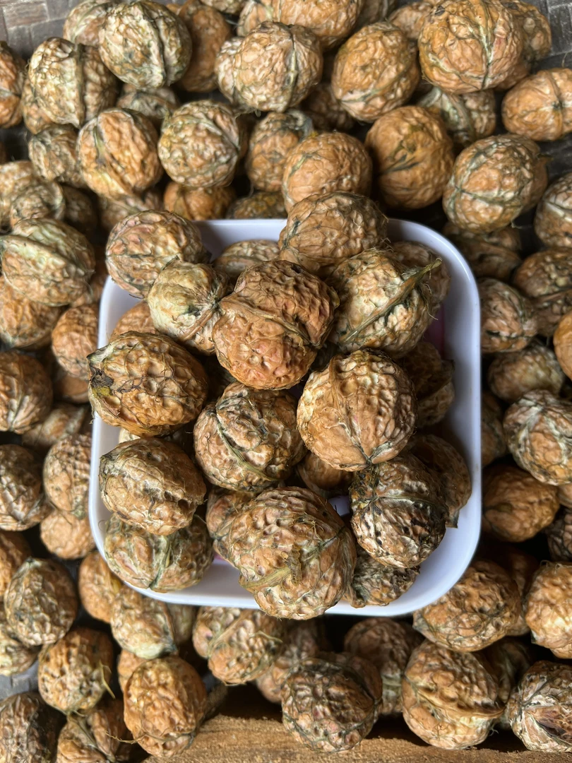 永德老品种老树生核桃