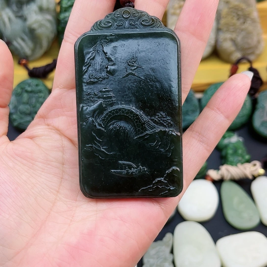 和田玉未镶嵌颈饰