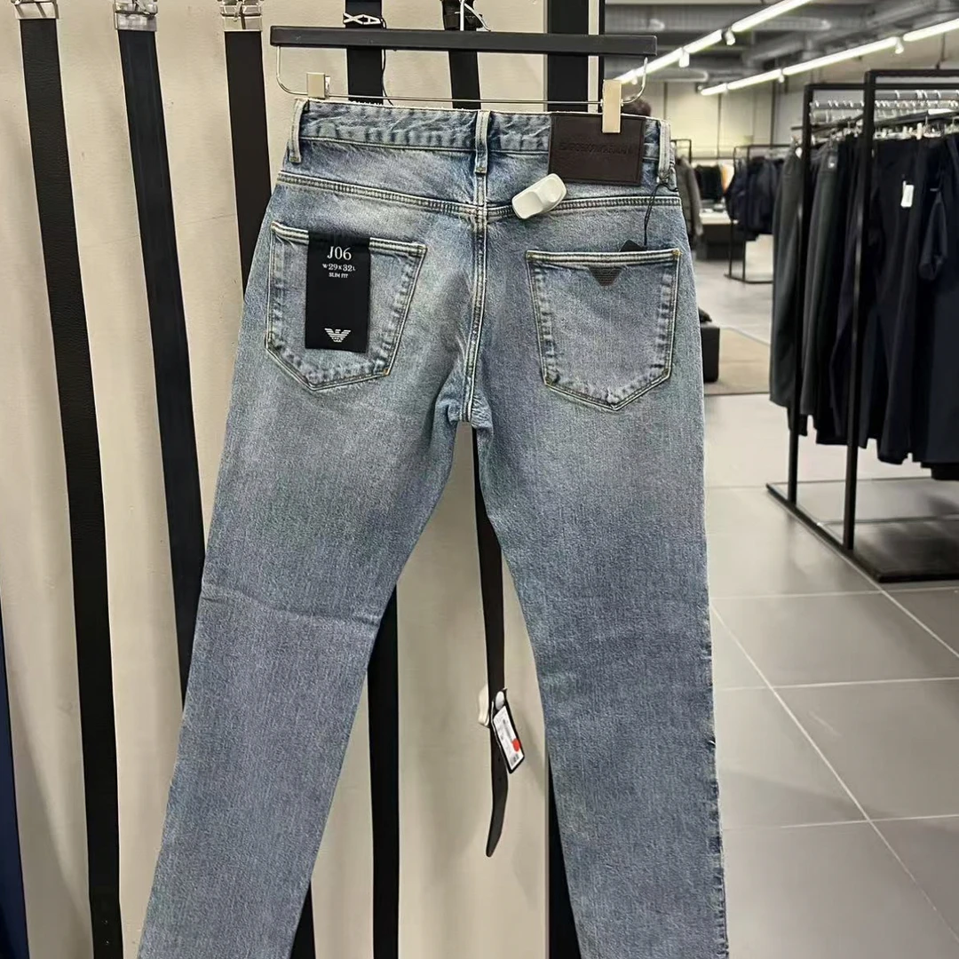 未使用 EMPORIO ARMANI/安普里奥·阿玛尼 J06 修身牛仔裤 不退换