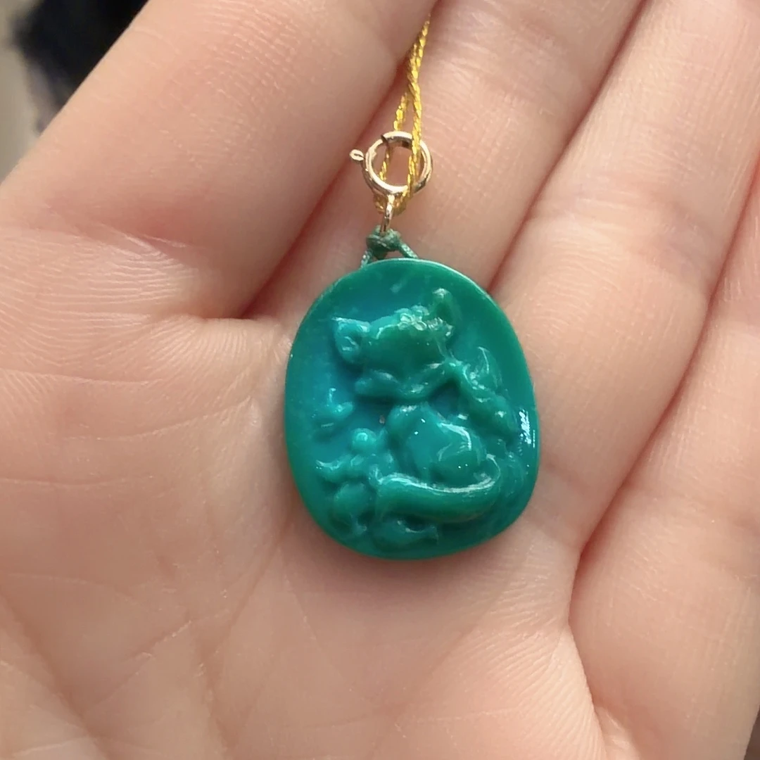 绿松石未镶嵌颈饰