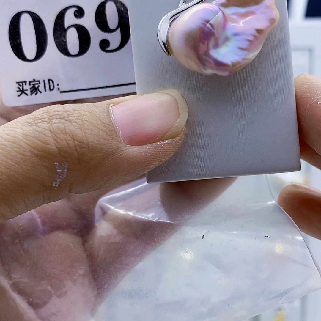 颈饰淡水珍珠钛钢