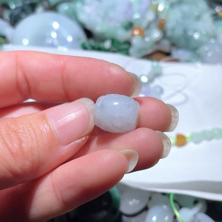 【闪购商品】翡翠颈饰未镶嵌用****9天然翡翠