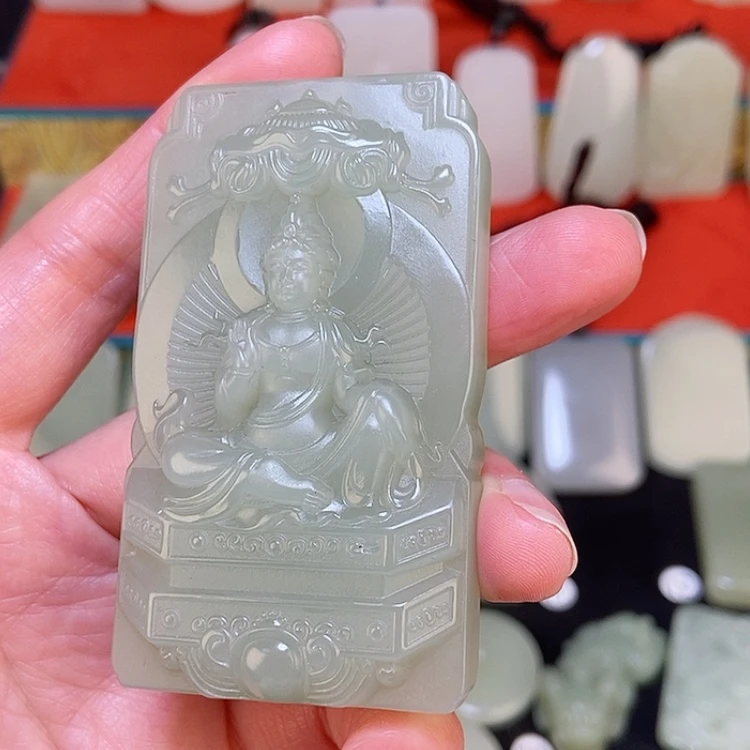 【闪购商品】颈饰未镶嵌和田玉