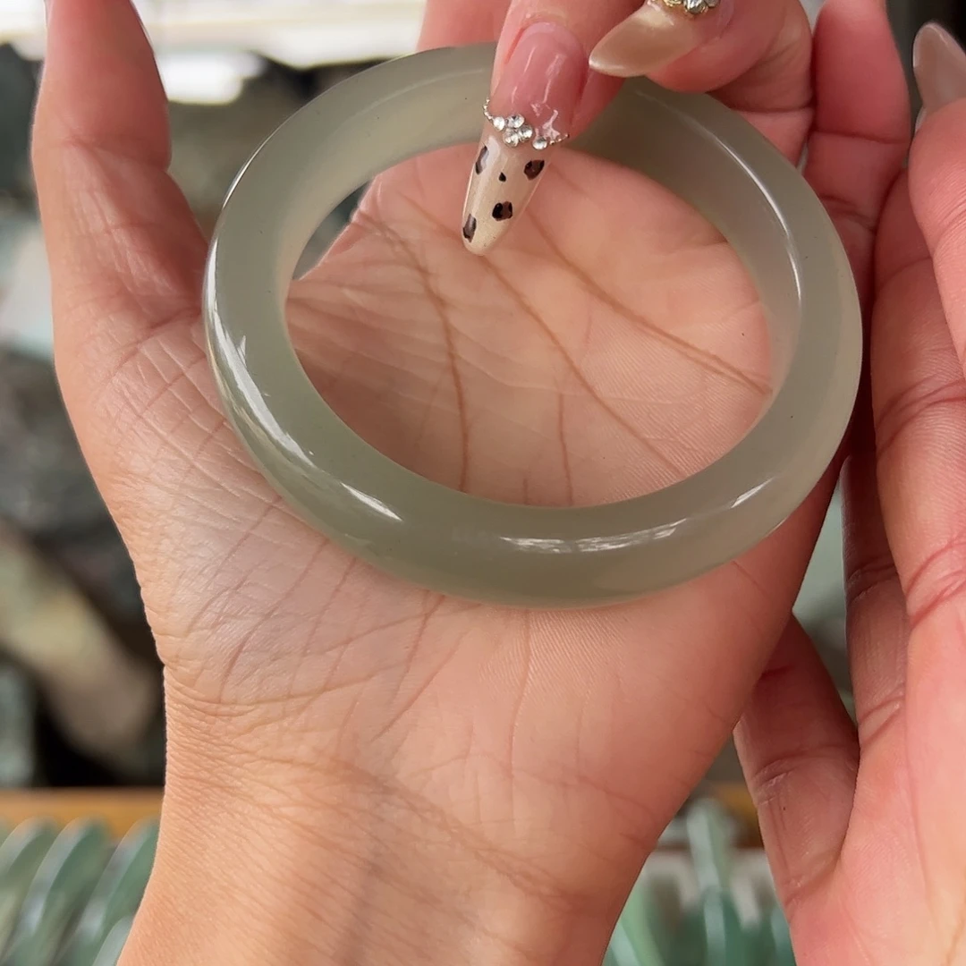 绿东陵冰晴水手镯