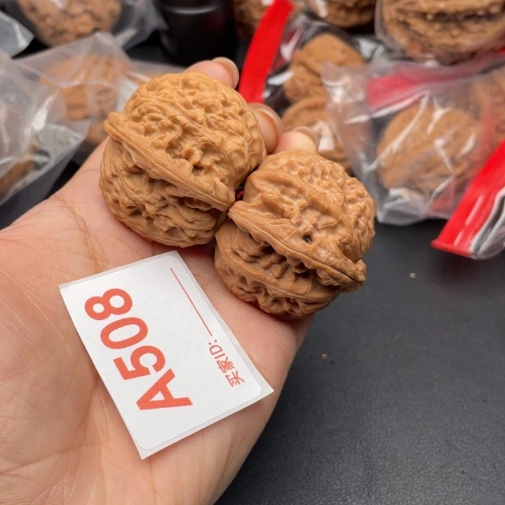 吊坠文玩核桃核桃