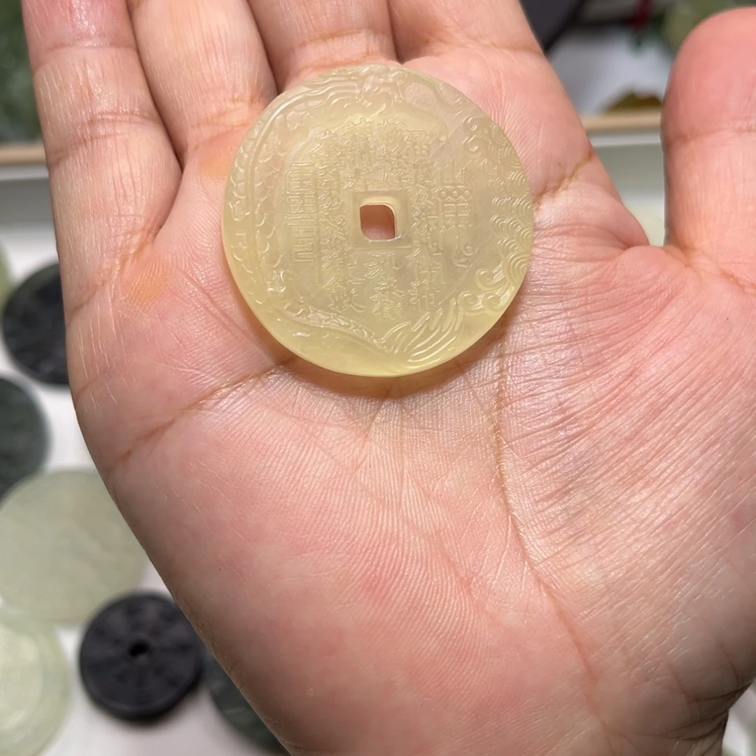 O***n未镶嵌蛇纹石玉颈饰