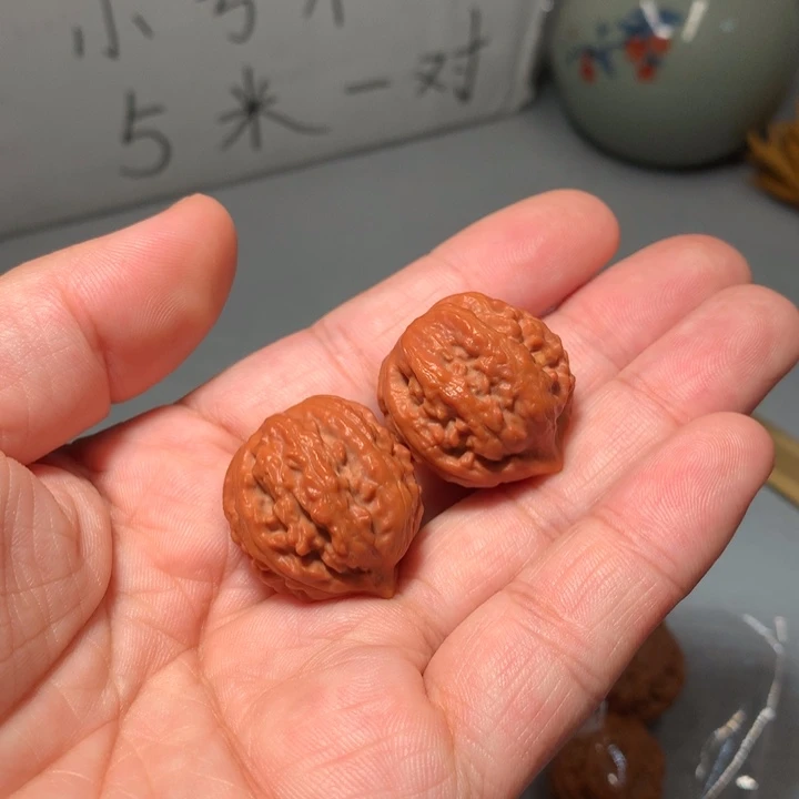 文玩核桃把件蟾背095