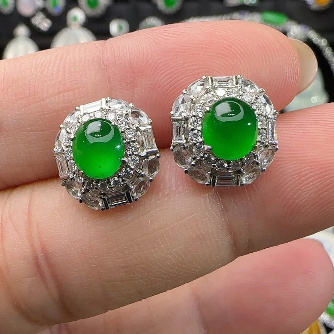 翡翠18K金镶嵌耳饰天然翡翠