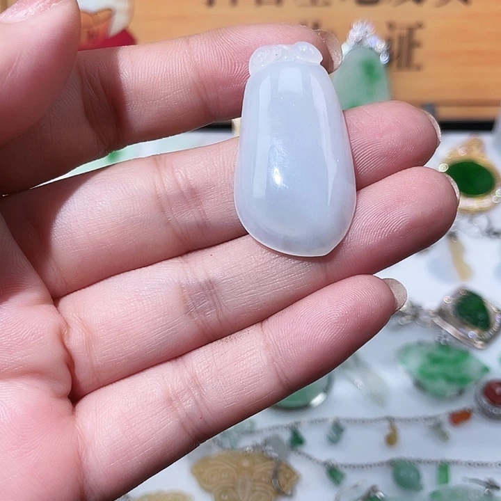 翡翠未镶嵌颈饰天然翡翠