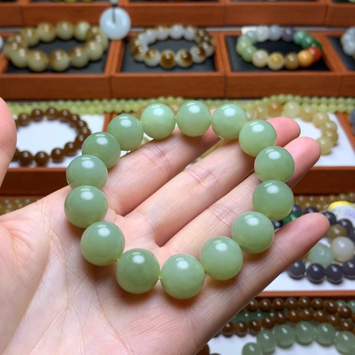 和田玉手串未镶嵌