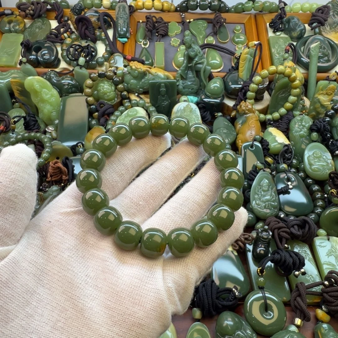 大***明岫岩河磨玉（透闪石质玉）未镶嵌手链