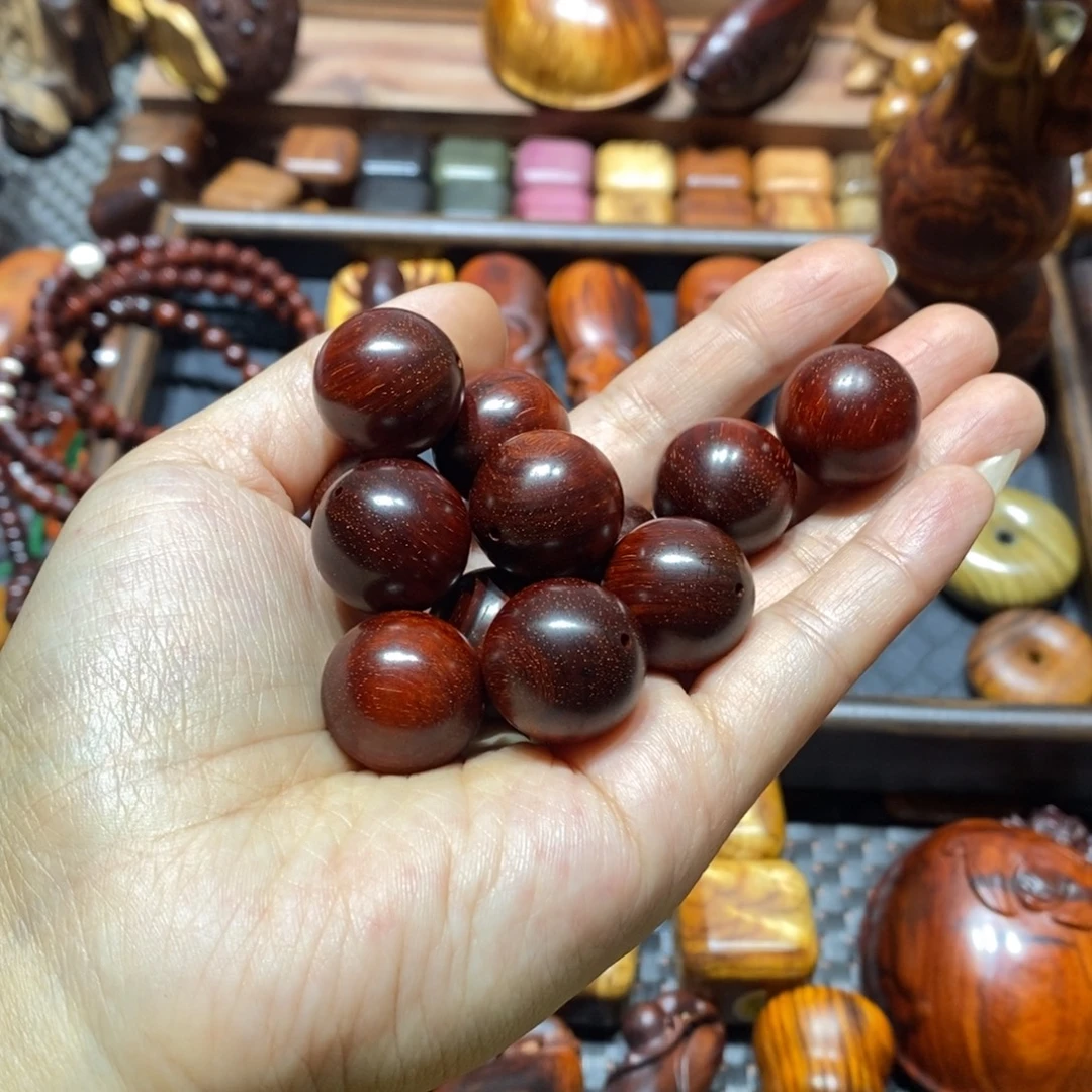 小***莫檀香紫檀（小叶紫檀）