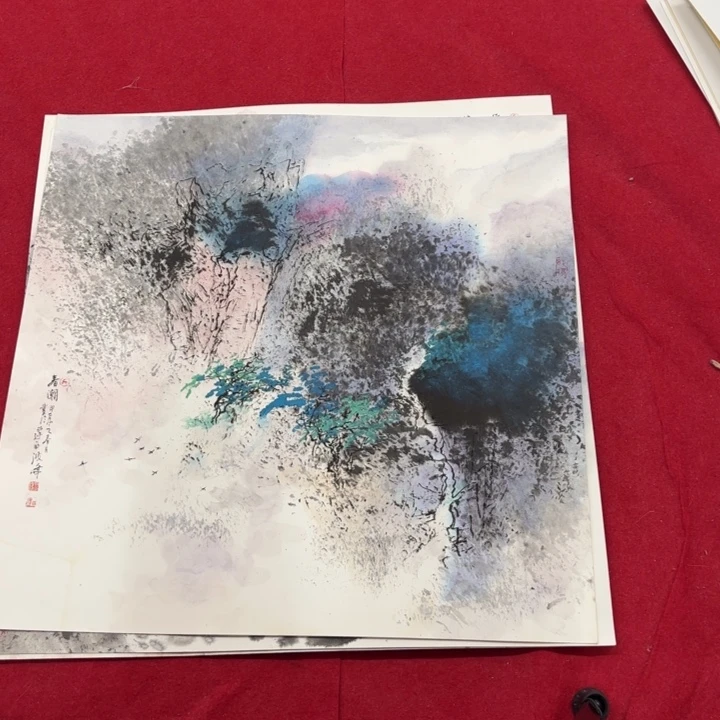 国画花鸟等图案为一体而