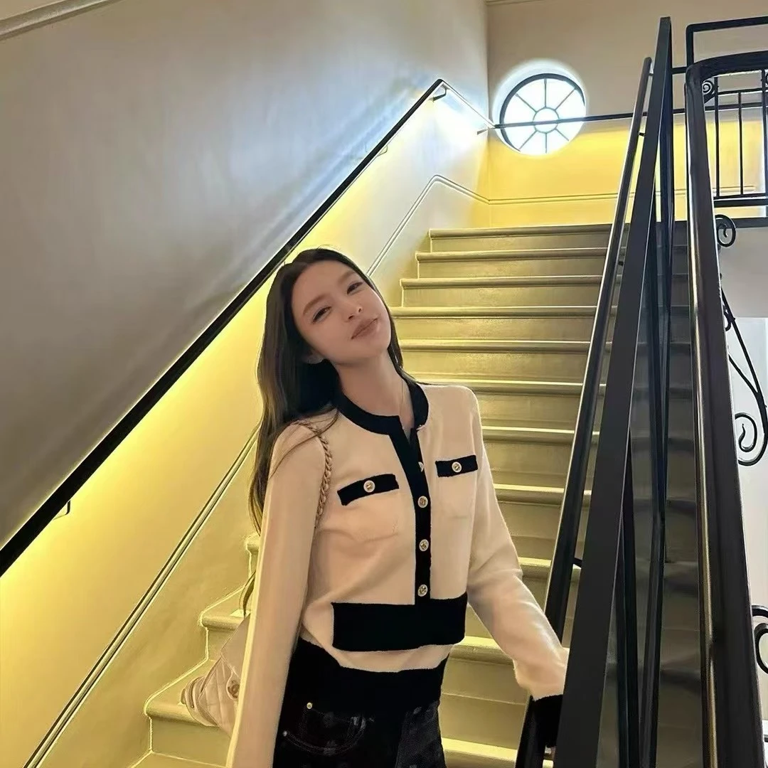 长袖名媛针织女装女拼接显瘦薄款秋季撞色毛针织衫