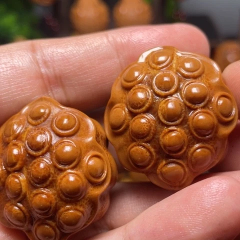 橄榄核手串/手链莲子手球一对3.3左右