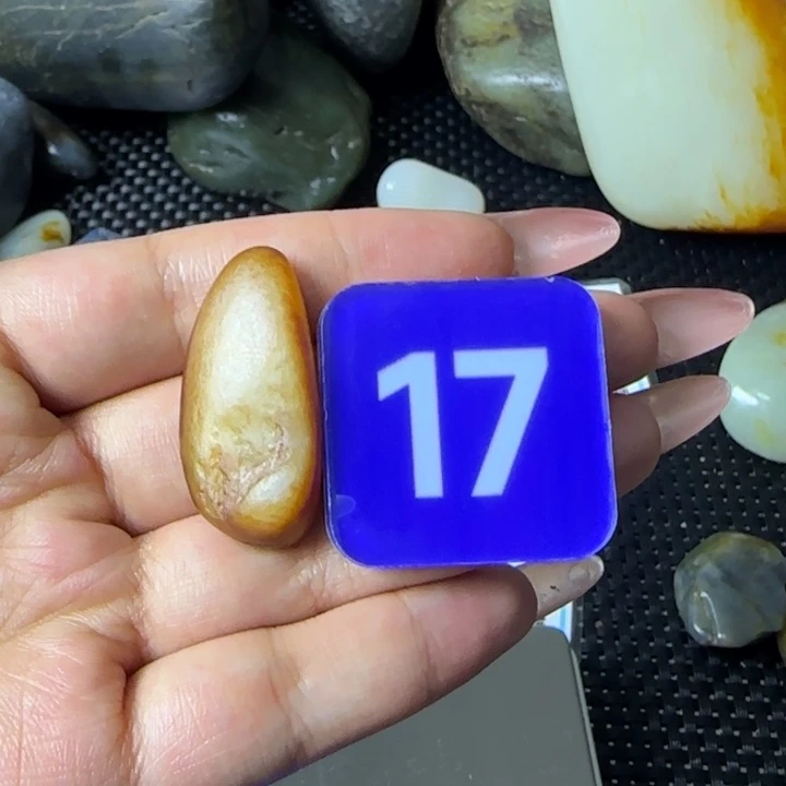 未镶嵌和田玉把件