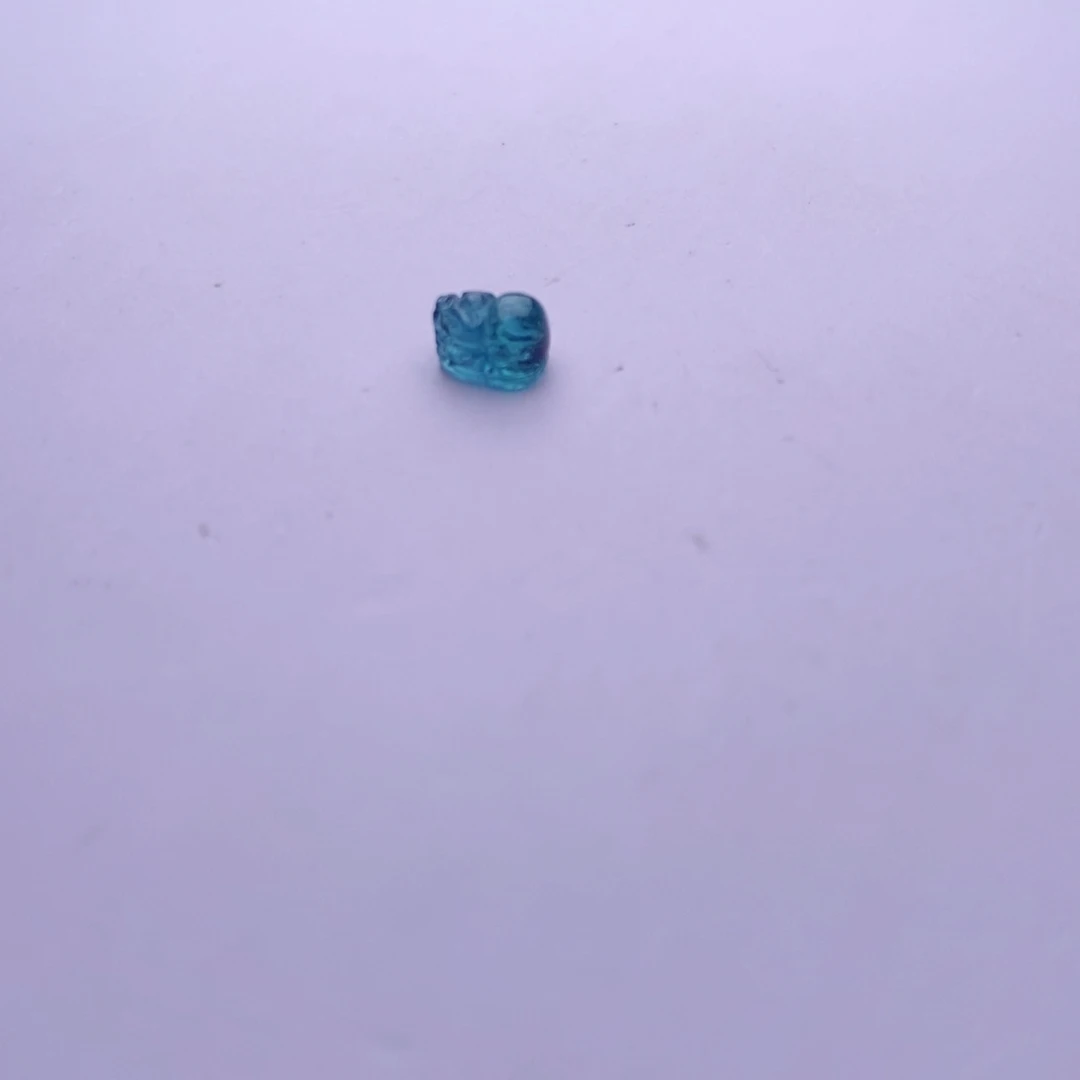 单颗貔貅m碧玺未镶嵌