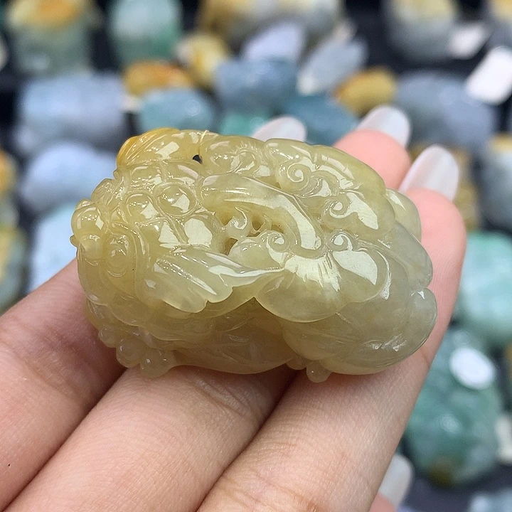 翡翠未镶嵌颈饰天然缅甸翡翠