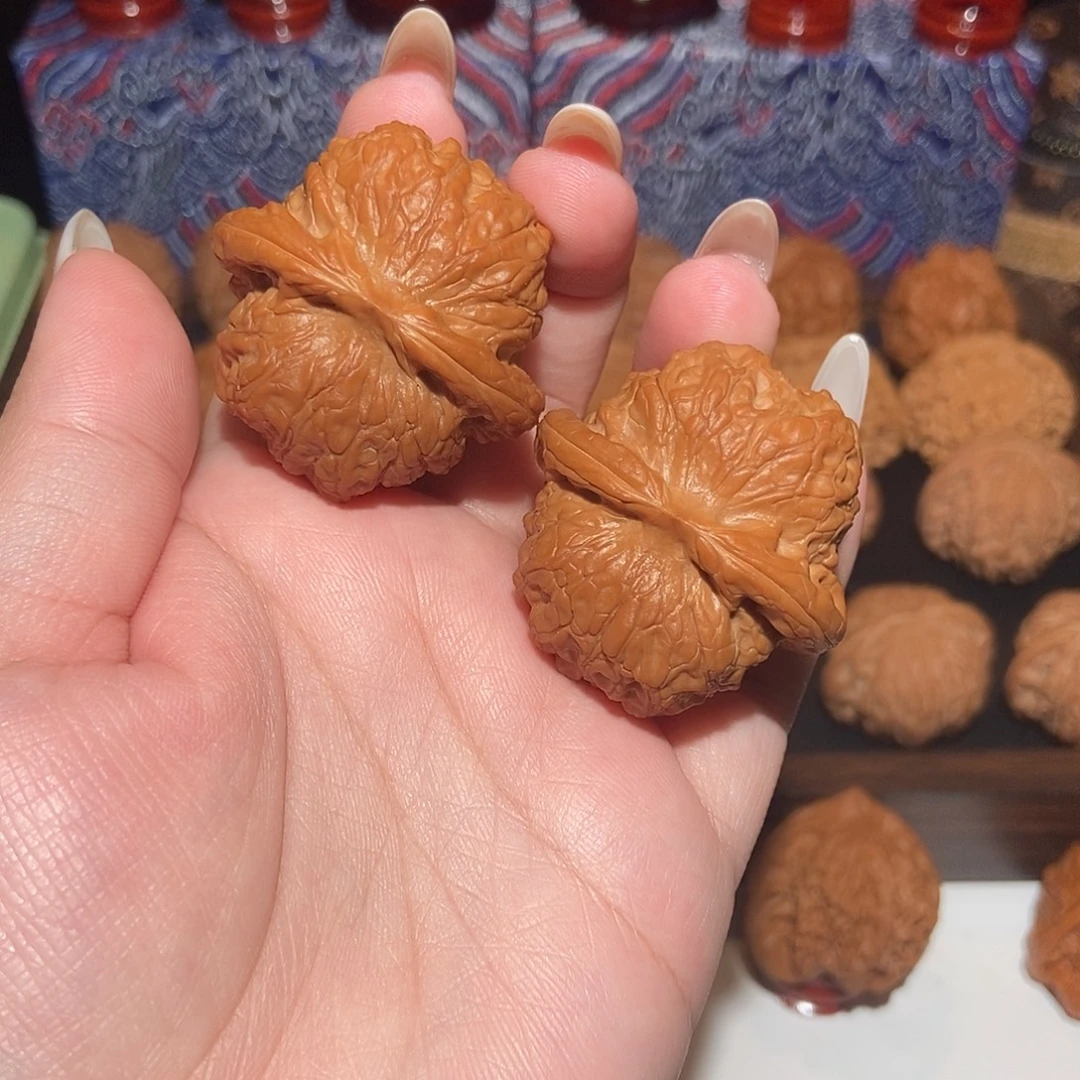 吊坠文玩核桃血麒麟40