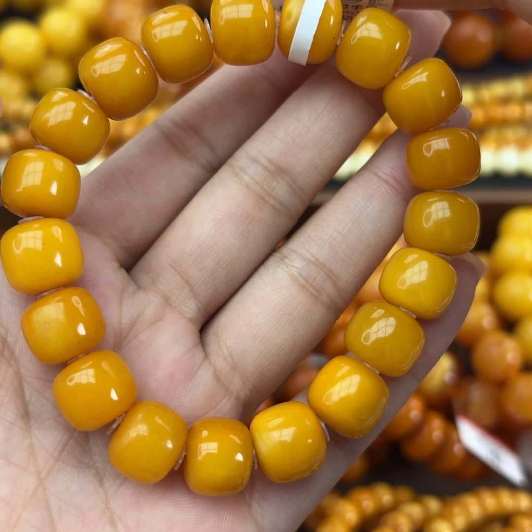 未镶嵌颈饰琥珀蜜蜡