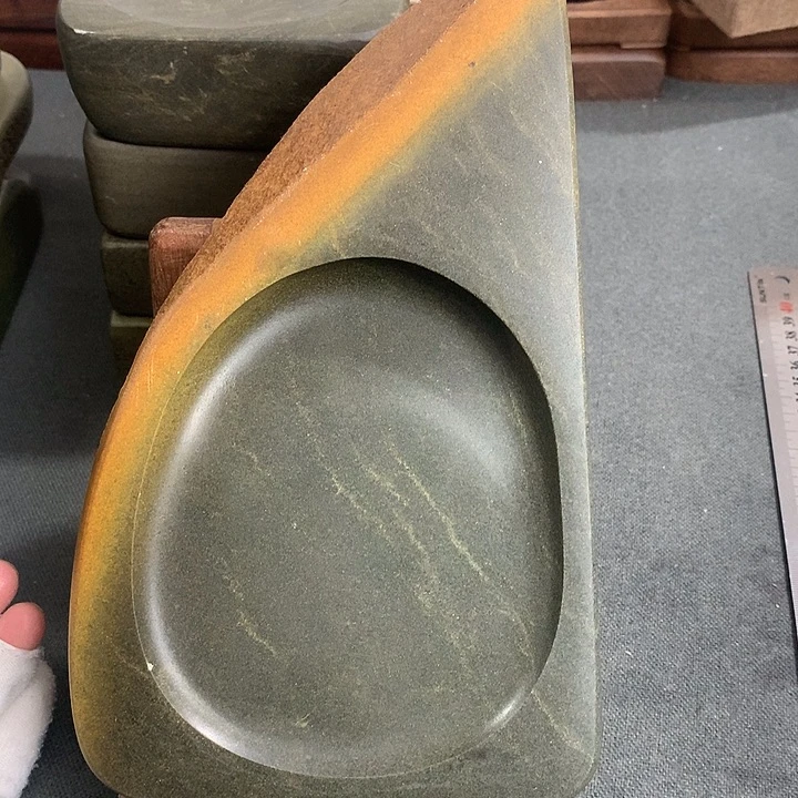 广东肇庆原石端砚