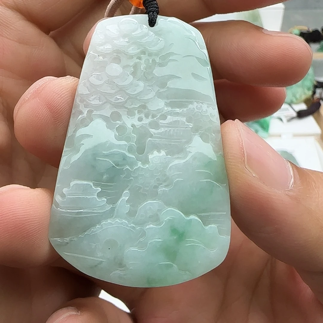 翡翠未镶嵌颈饰翡翠