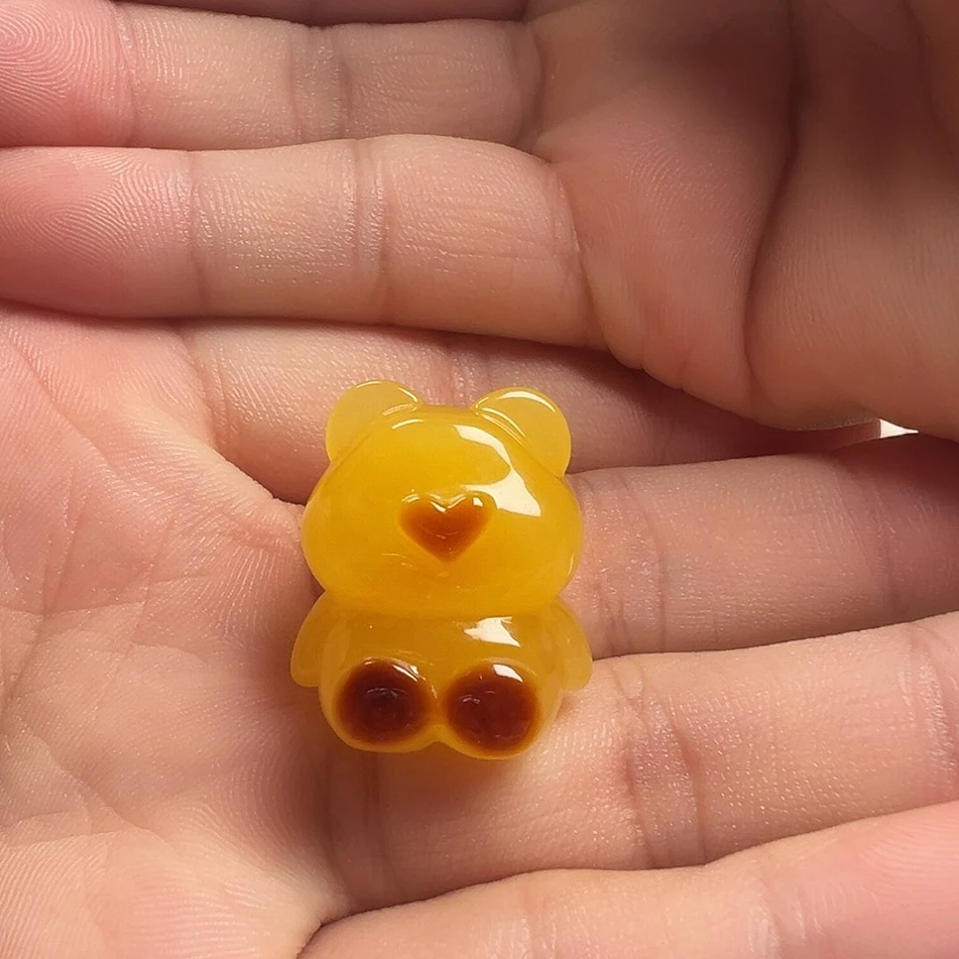 蜜蜡颈饰未镶嵌俏色小熊吊坠（打孔不退换）