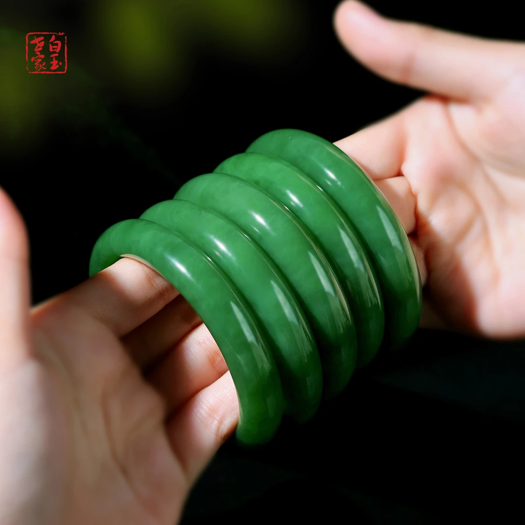 【俄罗斯料】传世珍藏/和田玉碧玉手镯（多样性发其一约12*9mm