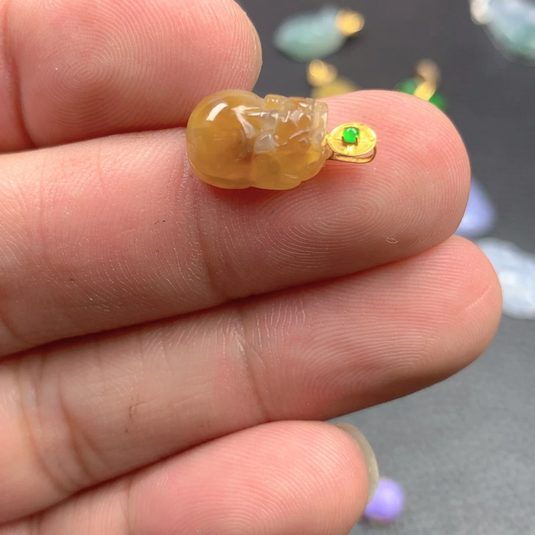 【闪购商品】颈饰18K金镶嵌翡翠翡翠