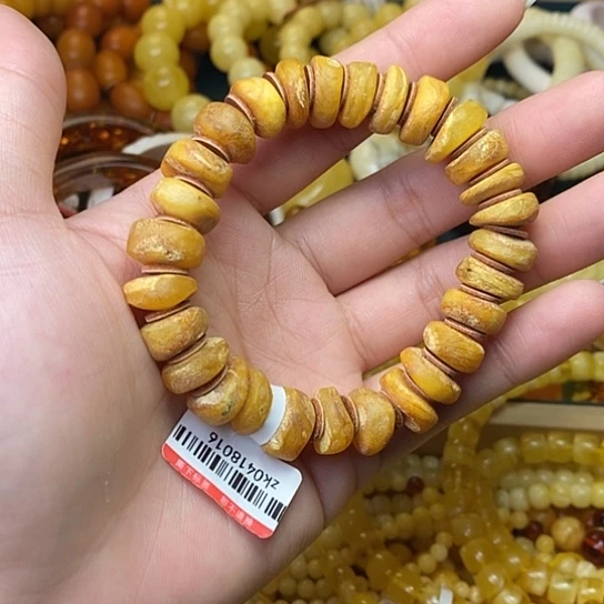 未镶嵌琥珀珠宝奇石