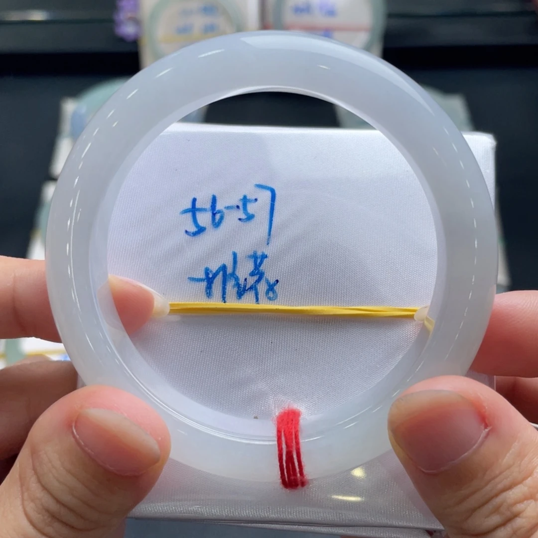 未镶嵌手镯翡翠翡翠手镯