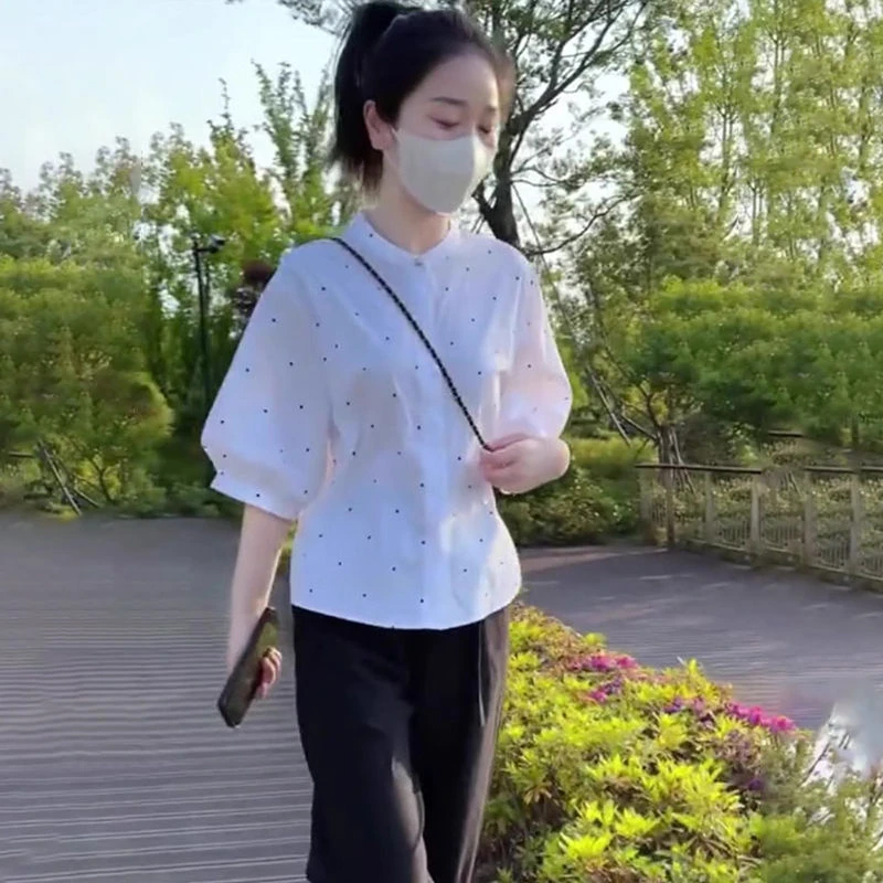 夏季韩系立领设计感波点休闲衬衫女减龄宽松遮肚子显瘦百搭衬衣小