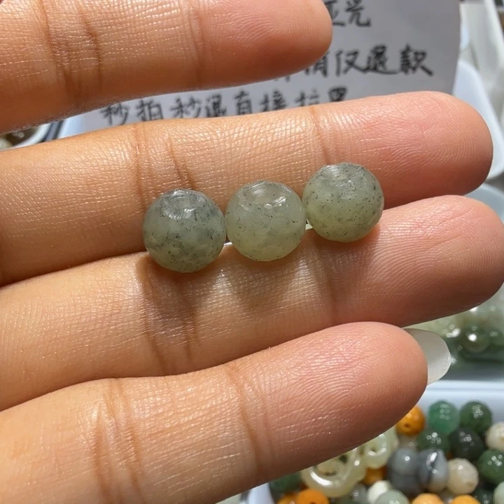 未镶嵌和田玉珠宝半成品