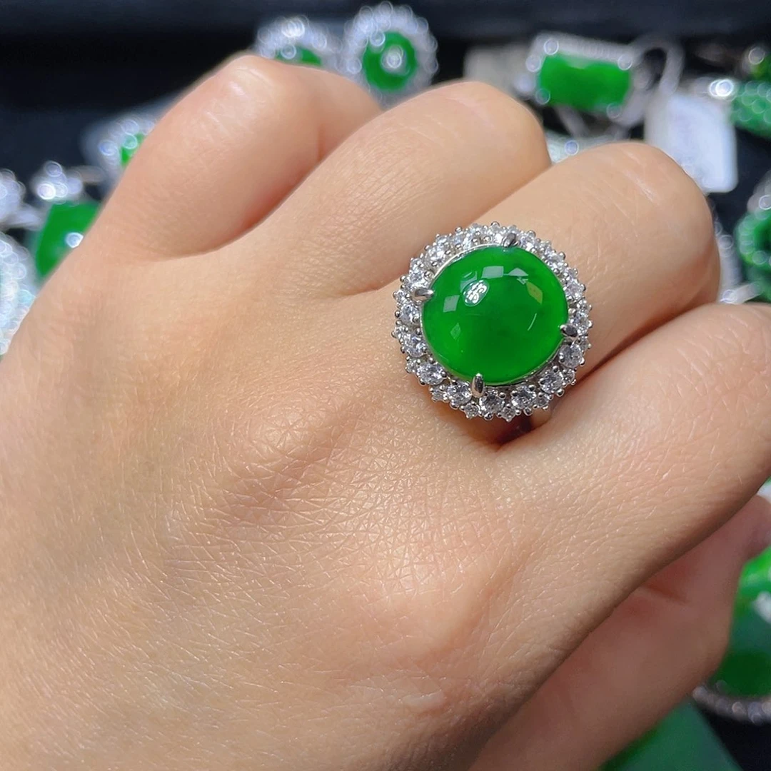 翡翠颈饰银S925镶嵌翡翠