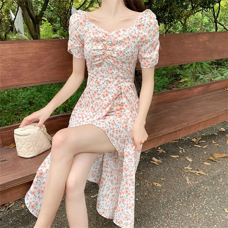2025年新款大码方领连衣裙夏高级感裙子胖显瘦遮肚开叉碎花裙女