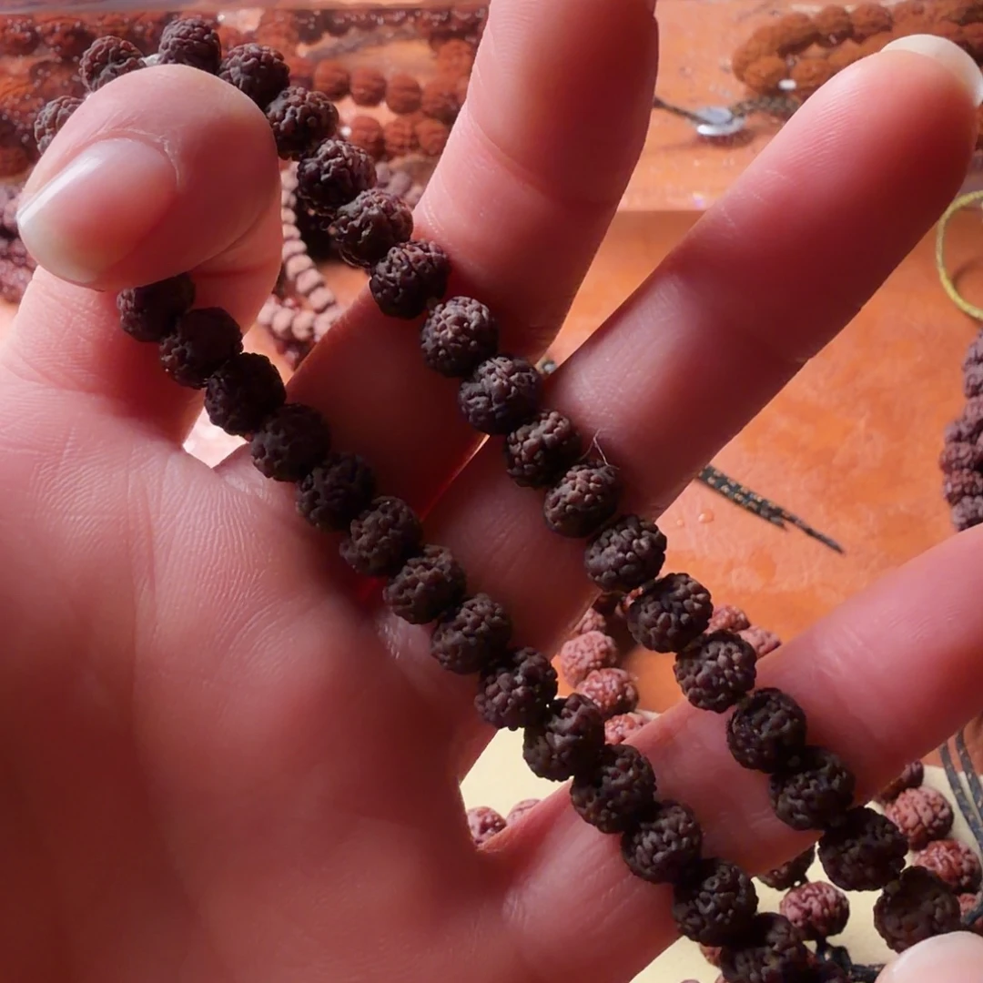 几***声金刚菩提吊坠老树梅花手持