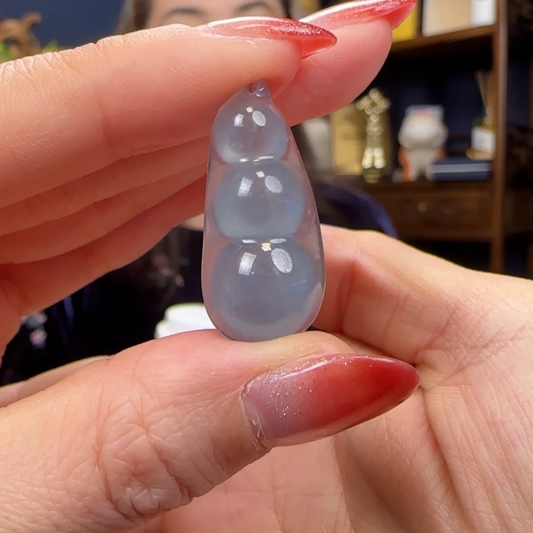 翡翠颈饰未镶嵌胖**陳1111111111111