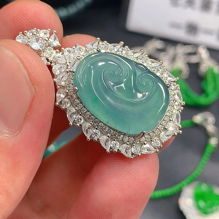 翡翠手链未镶嵌，，，