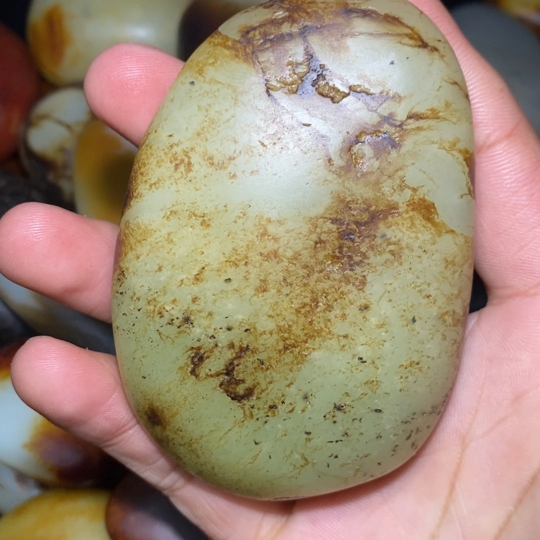 和田玉未镶嵌珠宝奇石