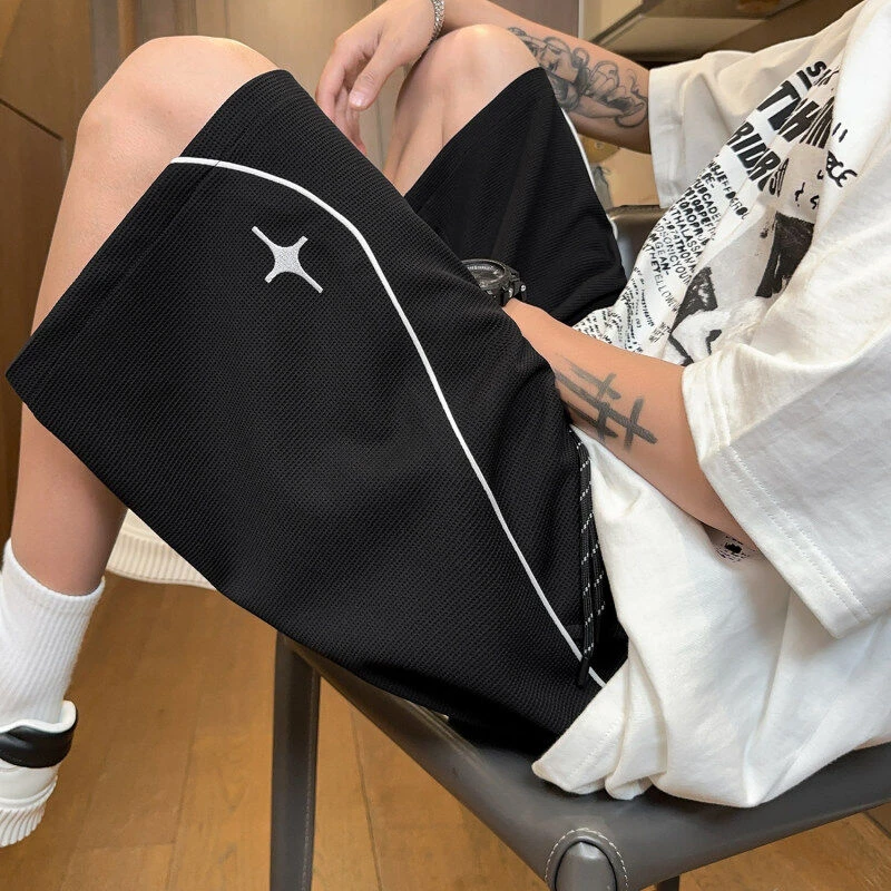 男士短裤夏季新款宽松直筒运动裤子潮牌休闲美式刺绣篮球五分卫裤