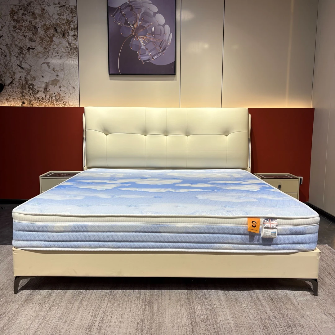 揽月轩 意式皮艺主卧实木框架大床双人皮艺床主人卧室软包灯带床